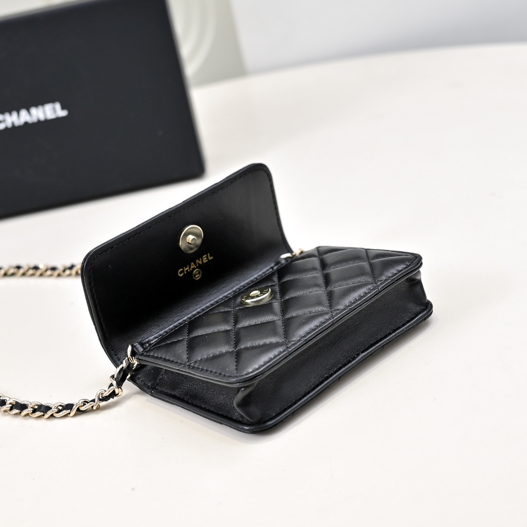 Ch**el Clutch with Chain 9.5x12.5x3.5cm