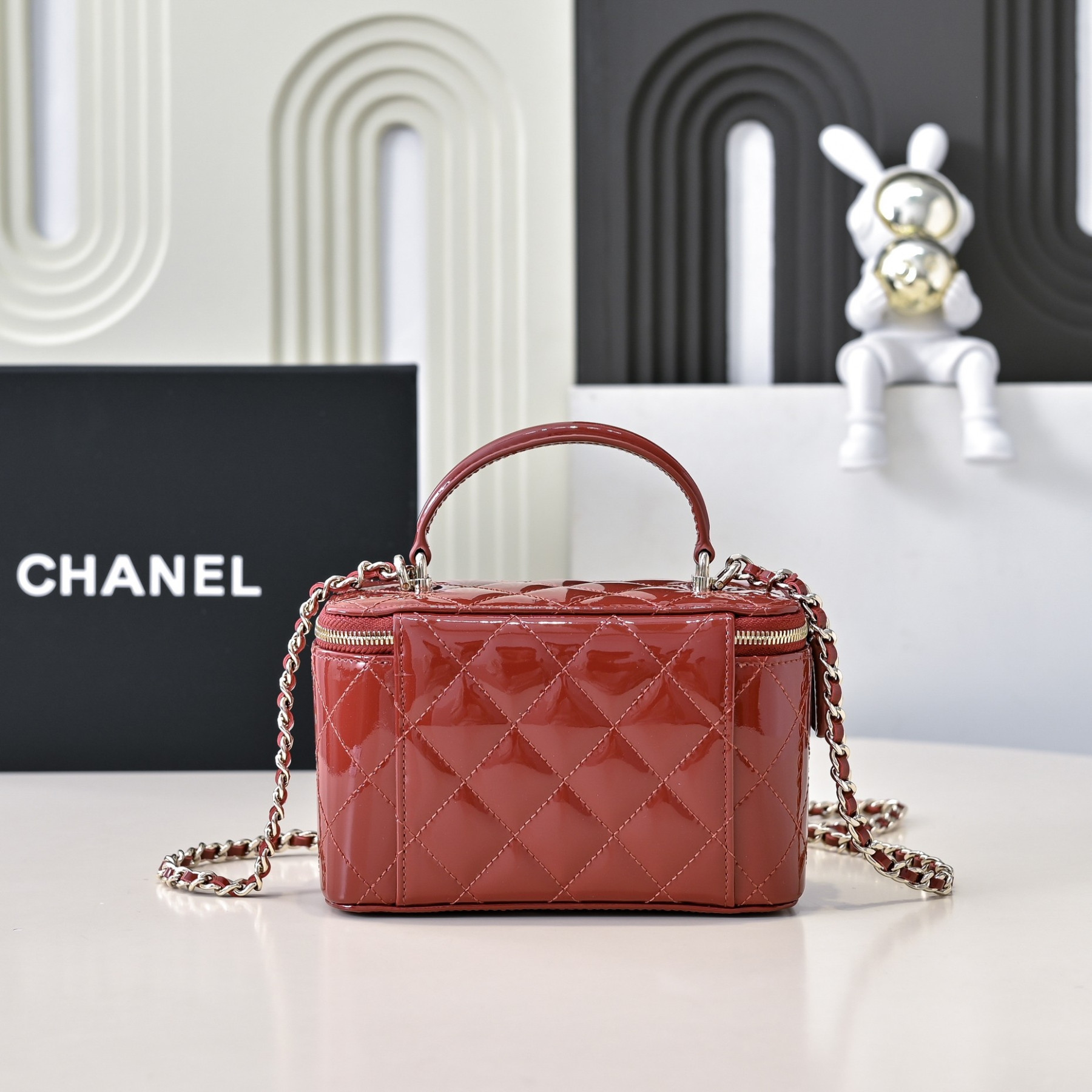Ch**el Long Vanity with chain 16.5x10x8cm