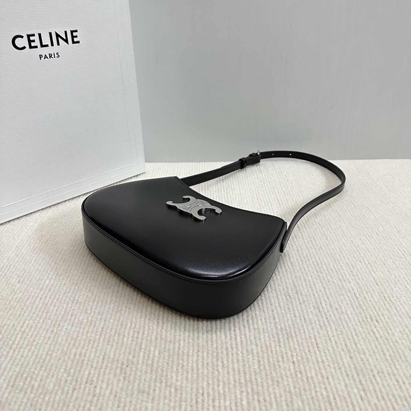 Ce1i*e MEDIUM TILLY BAG in shiny calfskin 22x13.5x4cm