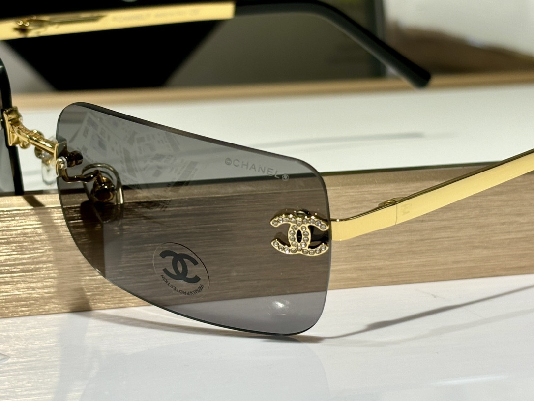 Ch**el Glasses CH4218 60-19-14
