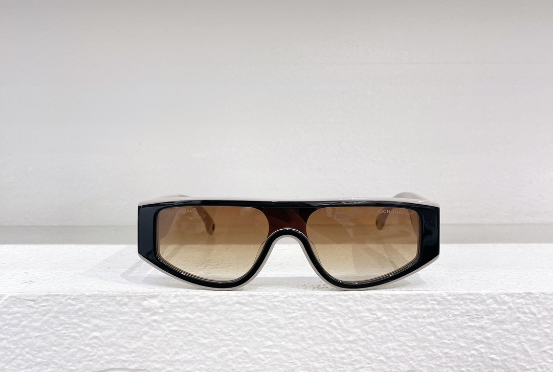 Ch**el Glasses EL6056