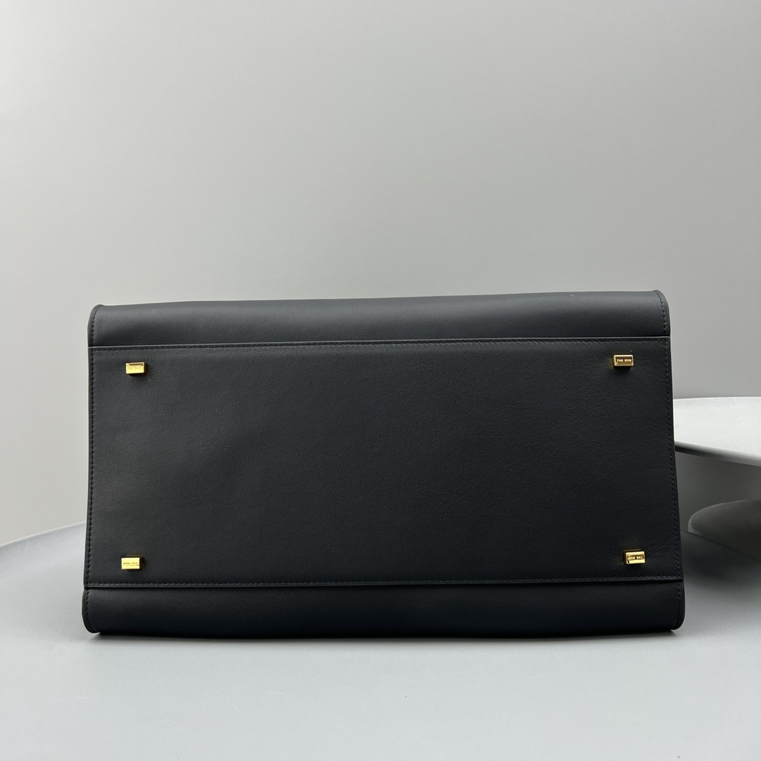 The R0w MARGAUX 12 32x15x25cm