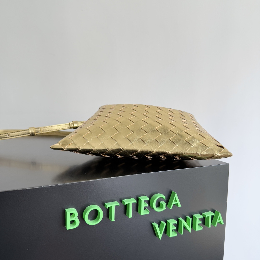 B0tt*ga Ven*ta Mini Hop 25.5x14.5x11cm