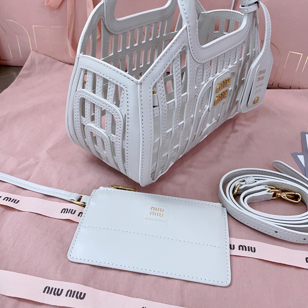M1v M1v leather basket 12.5x24x9cm