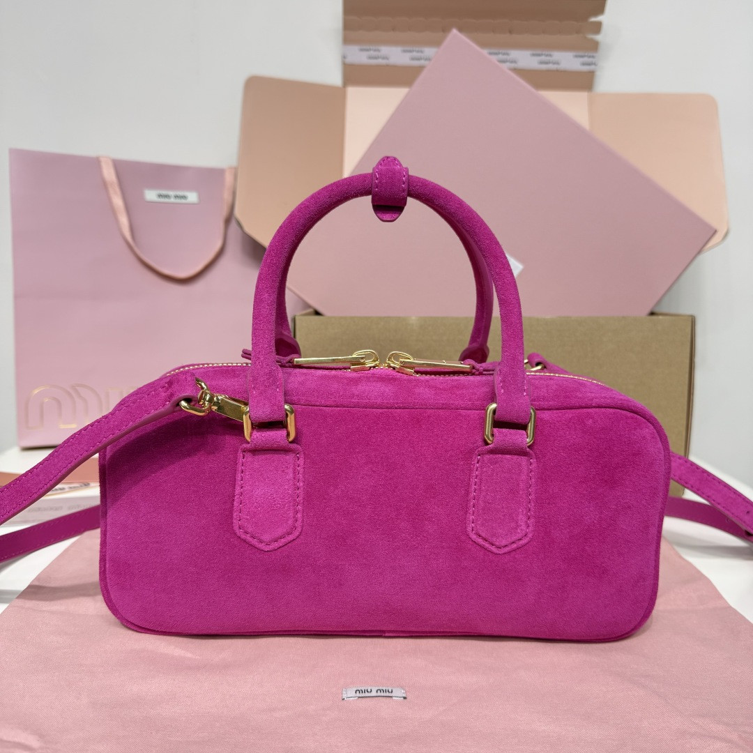 M1v M1v arcadie suede bag 27x12x9cm