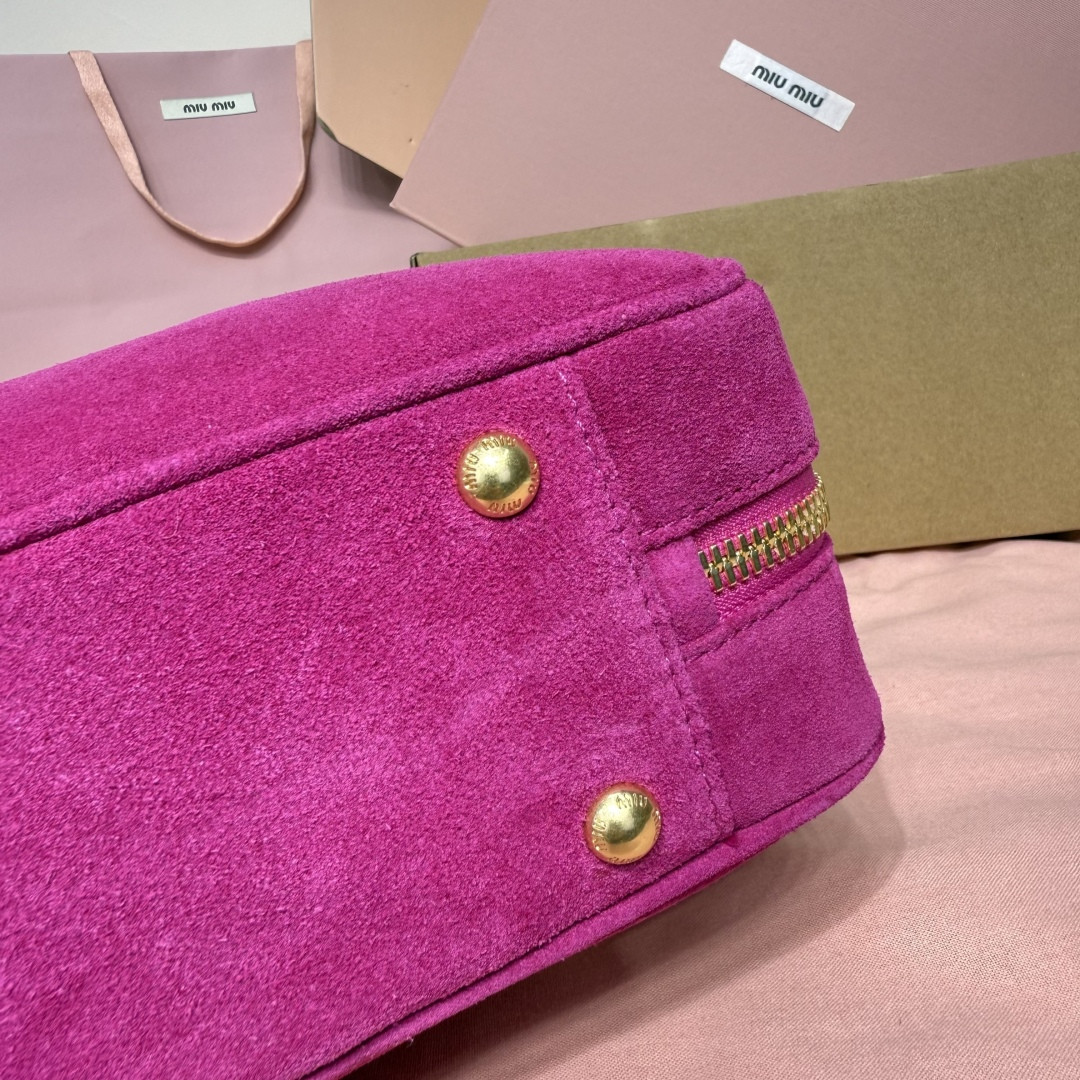 M1v M1v arcadie suede bag 27x12x9cm