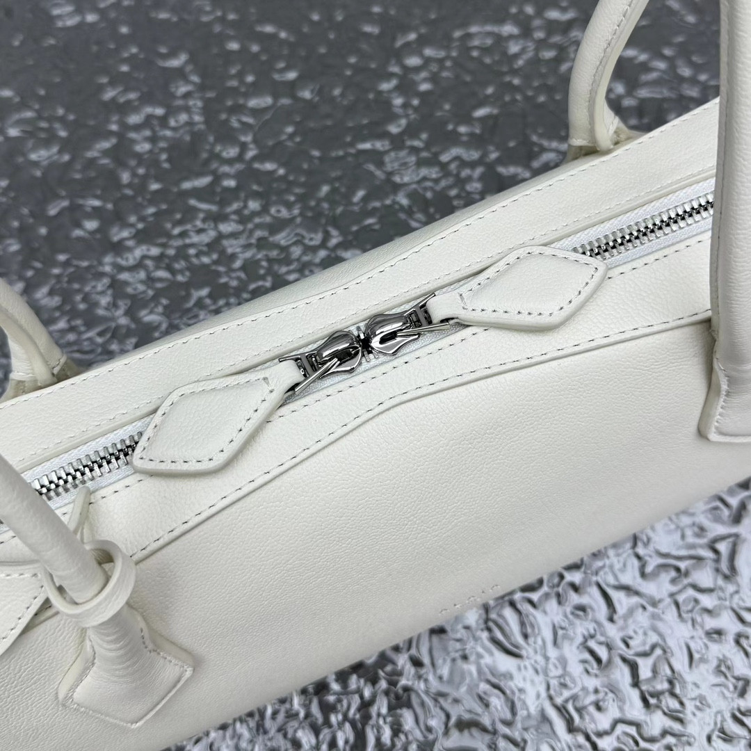 A1a1a LE TECKEL MEDIUM BAG 33x11x10cm