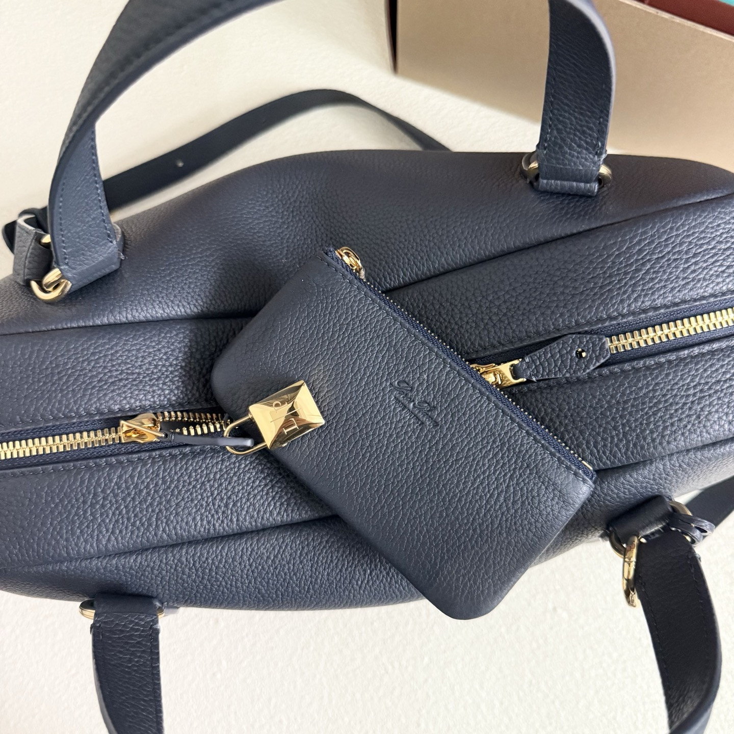 L0r0 P1ana Needle Deep Royal Blue 38x22x16cm