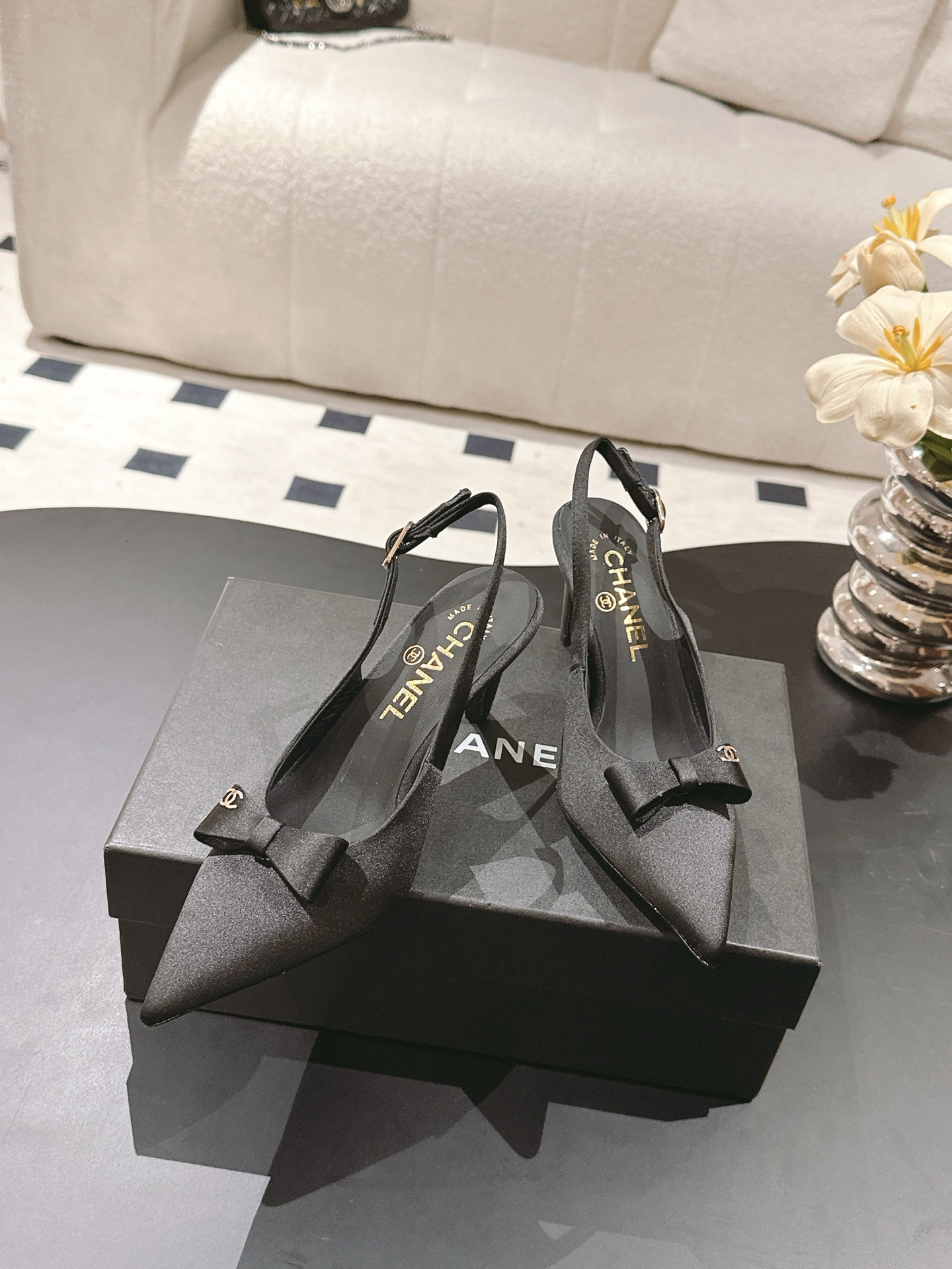 UA Ch**el Slingbacks 7.5cm Heel