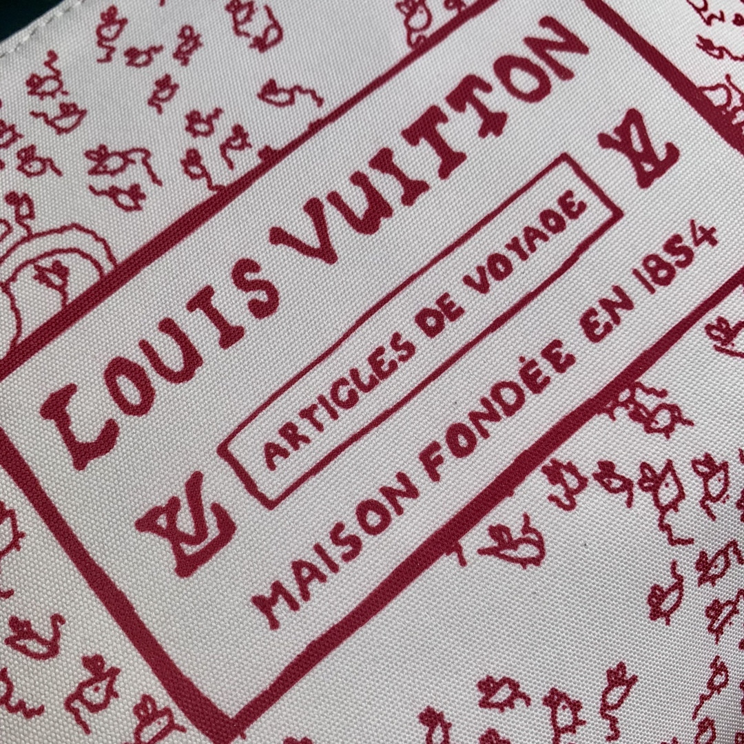 LV Escape M15134 30x21x7cm