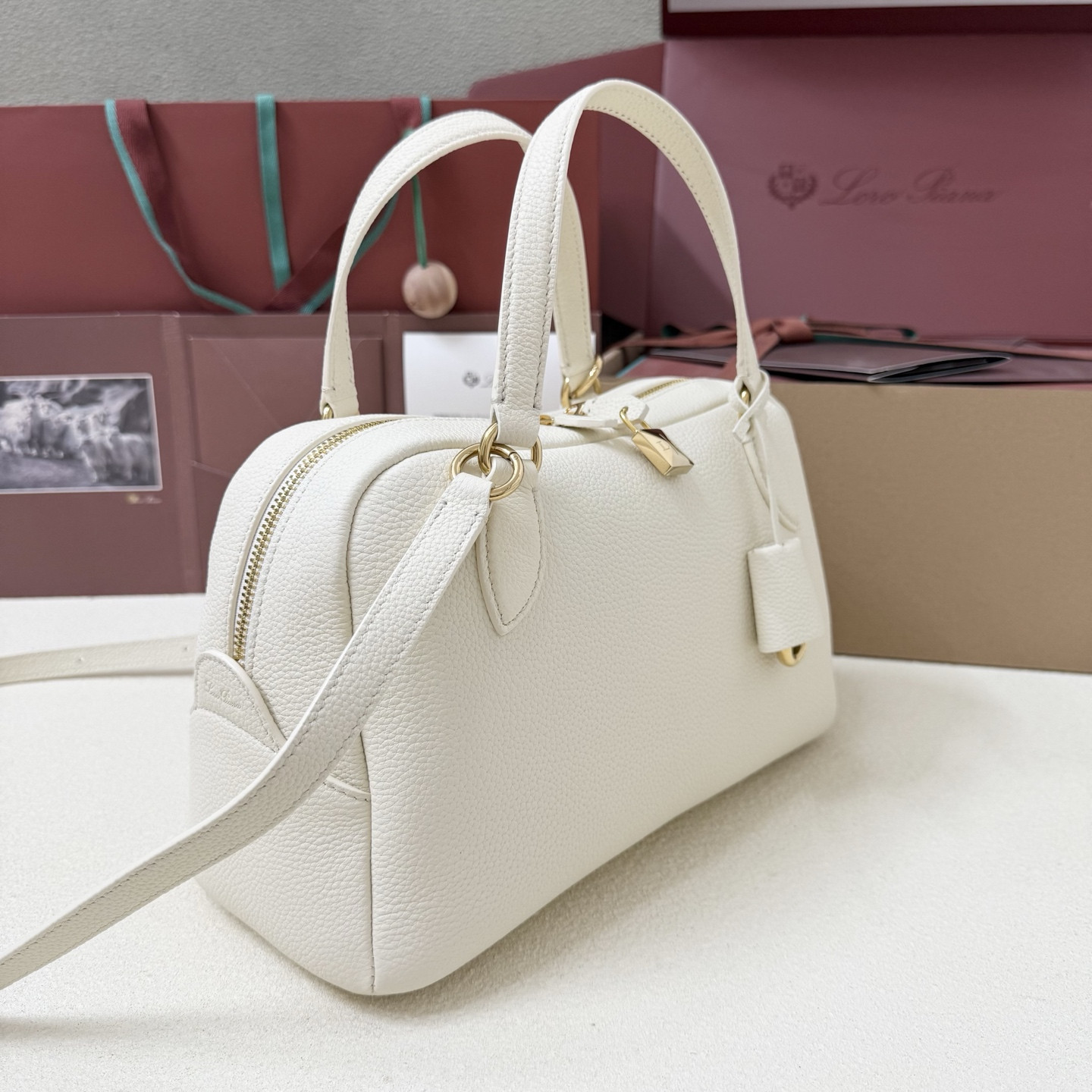 L0r0 P1ana Small Needle Bag 31x15x16cm