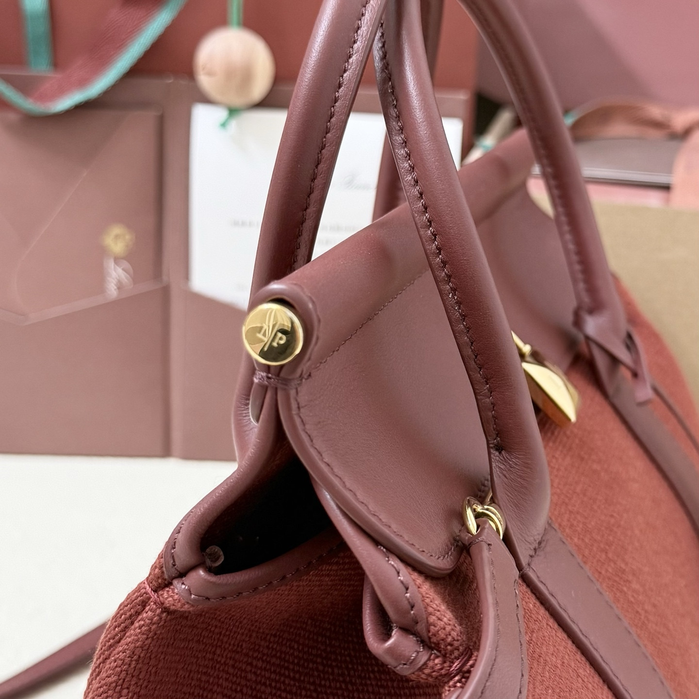 L0r0 P1ana Loom L25 25x18x12.5cm