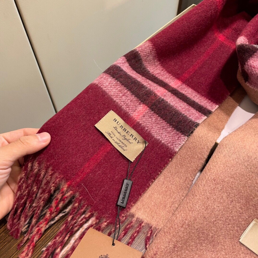Bv*b*rry scarf 32x200cm