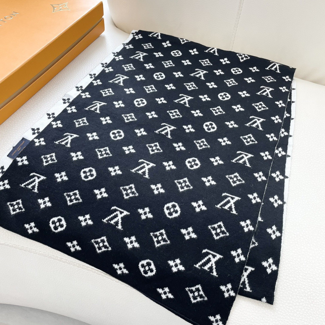 l0vis Vvtt0n scarf 32x180cm