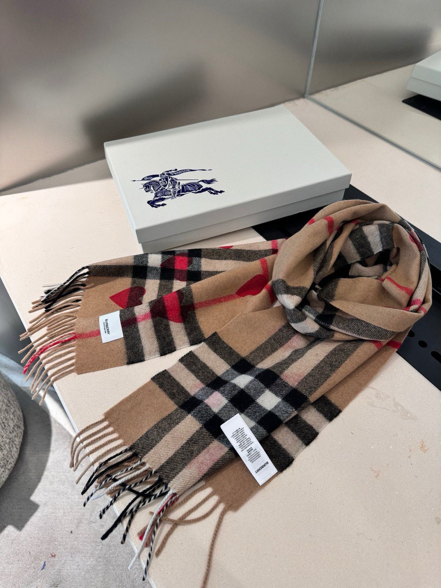 Bv*b*rry scarf 30x180cm