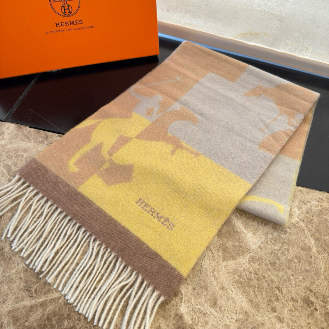 H**me5 scarf 30x168cm