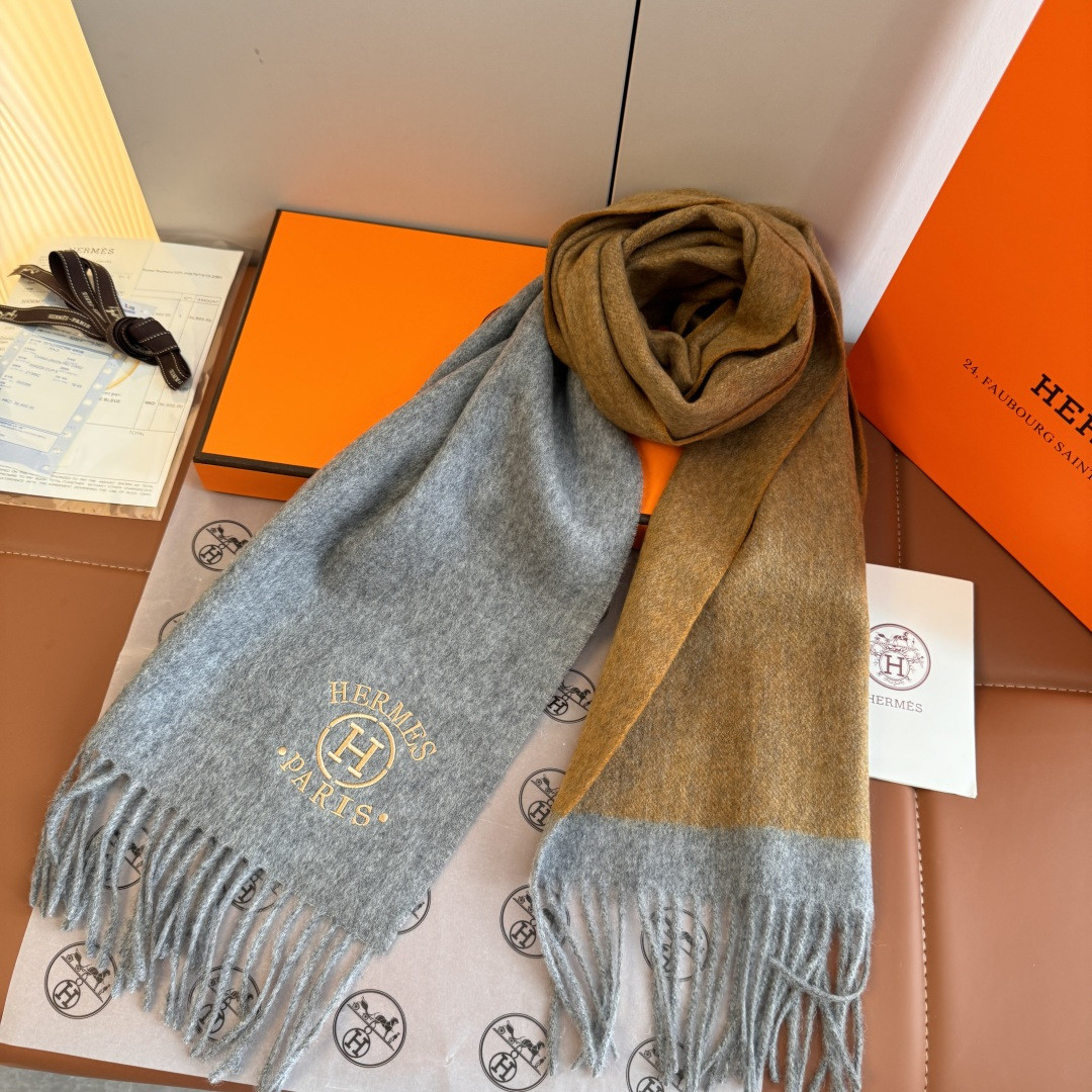 H**me5 scarf 30x180cm
