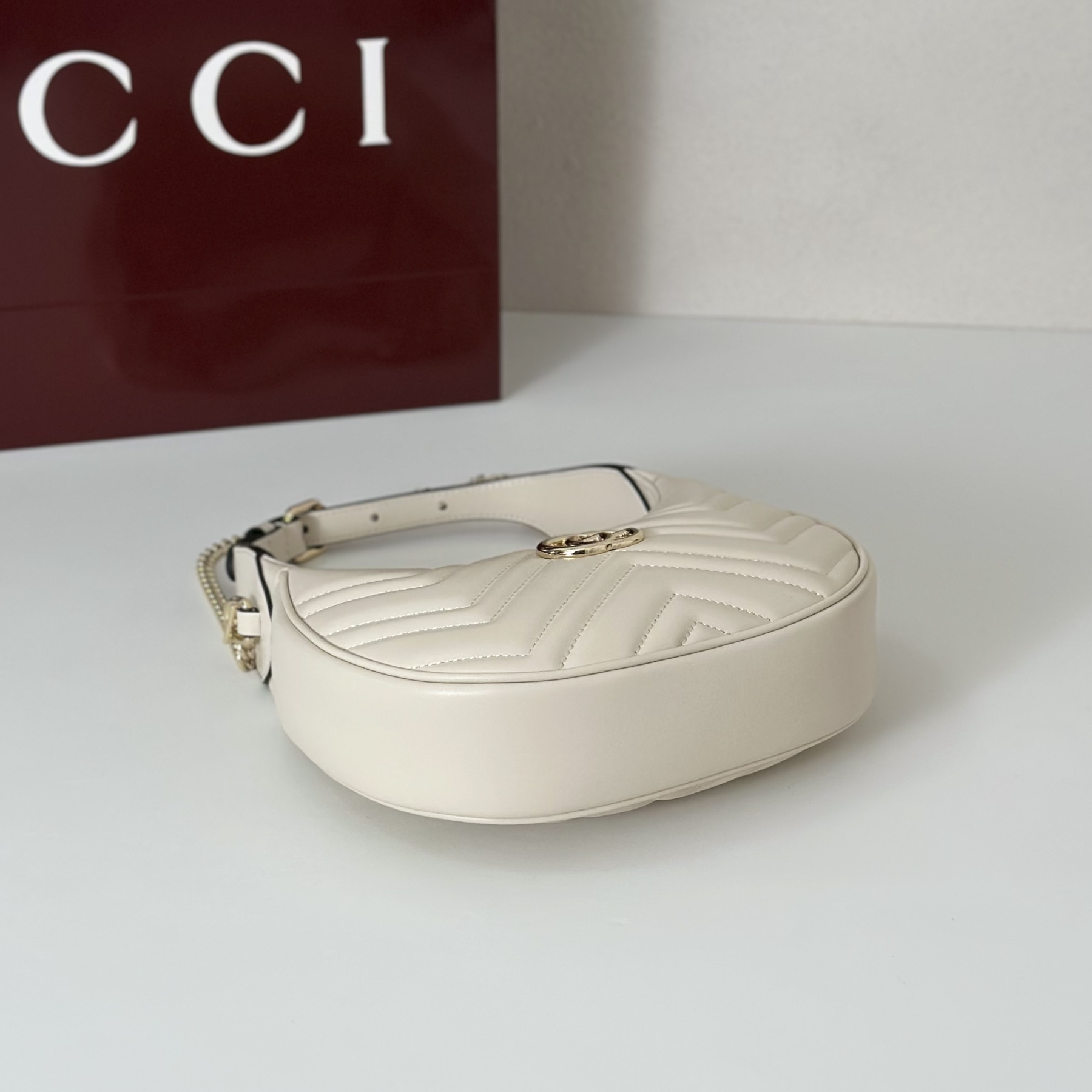 Gvc*1 GG Marmont Small Shoulder Bag 21.5x11x5cm