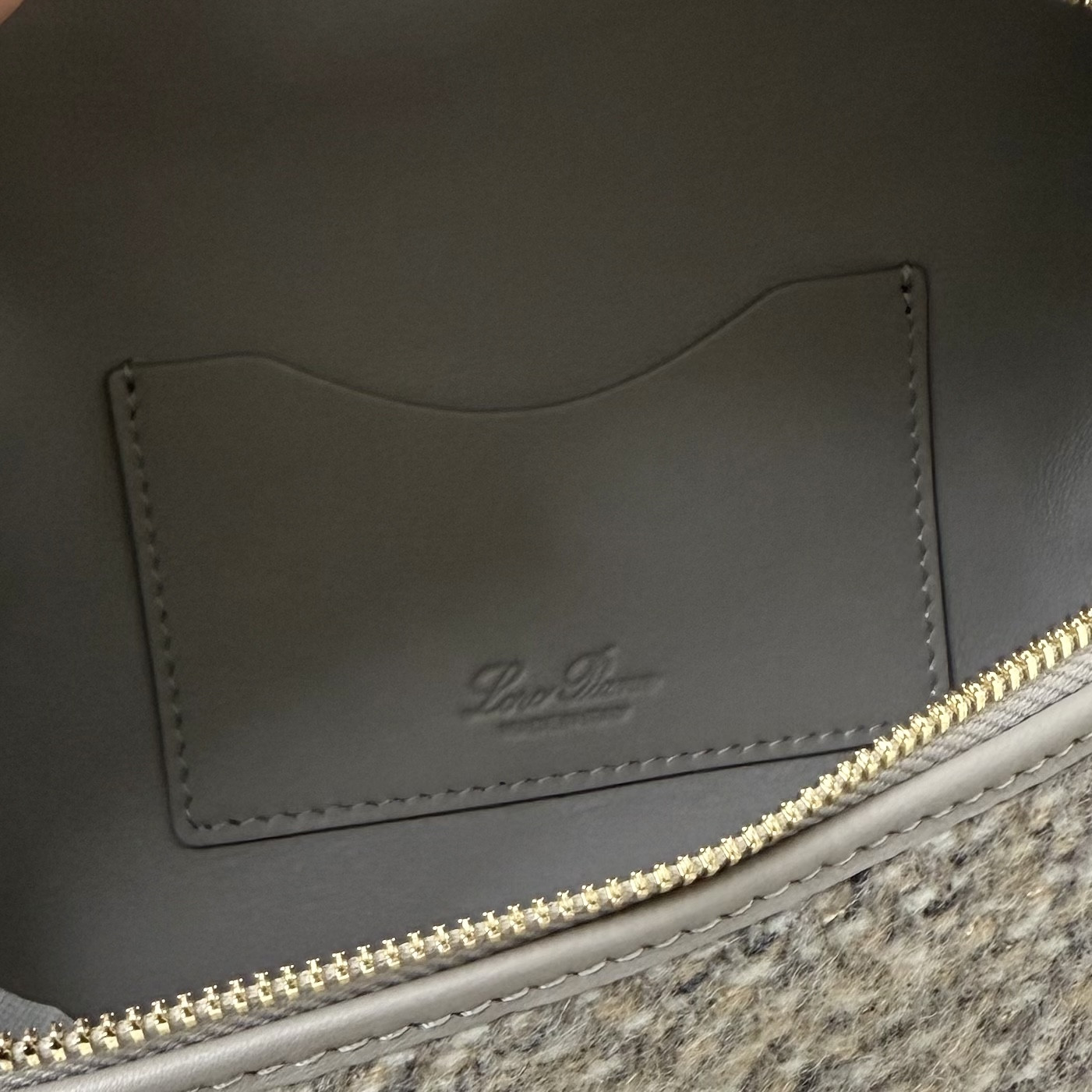 L0r0 P1ana Extra Bag L23 23x12x7cm