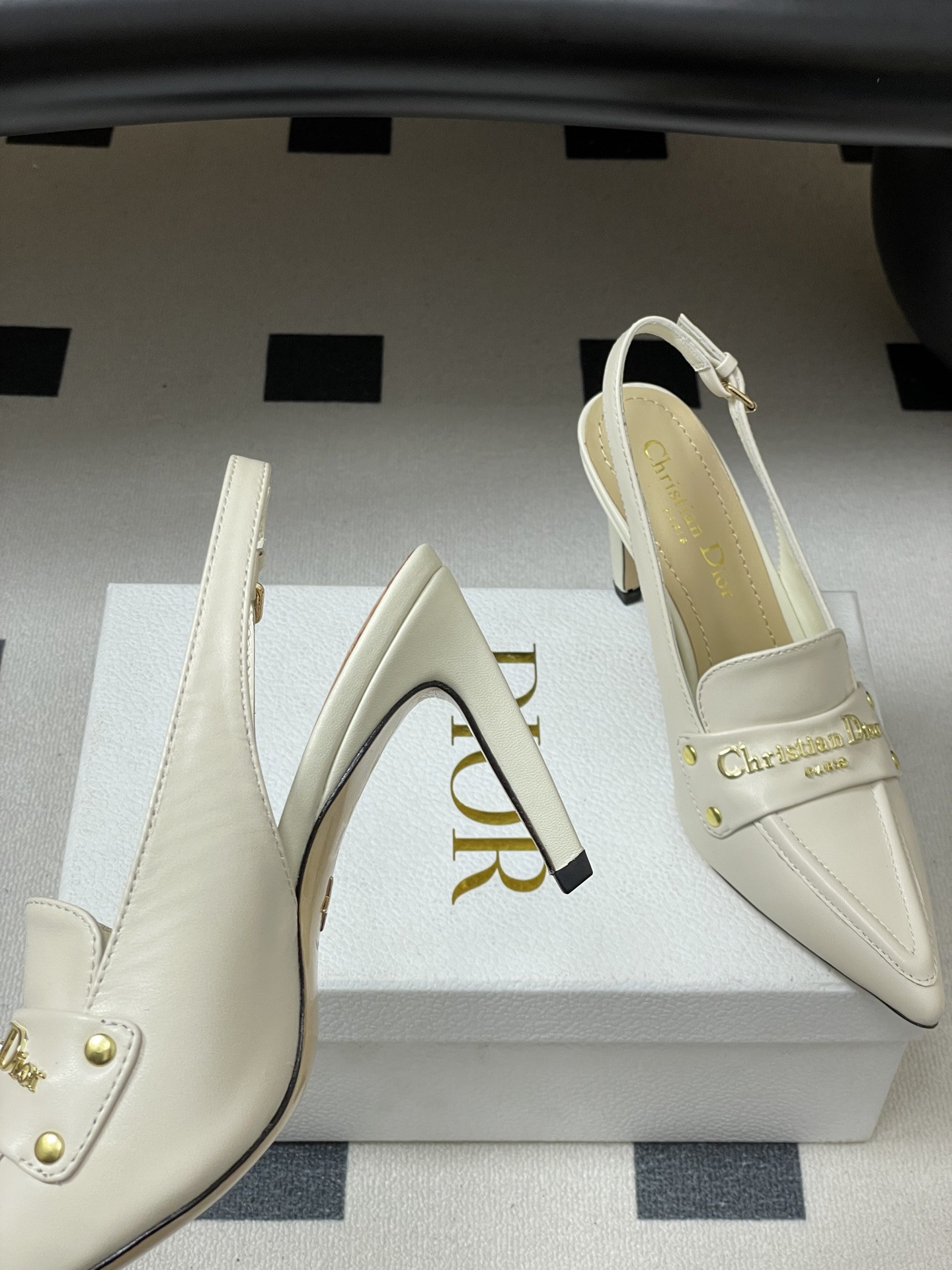 UA D10r Boy Slingback Pump 8.5cm Heel