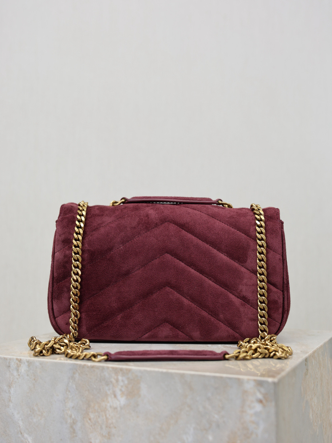 Y51 loulou small in suede 24x14x6cm