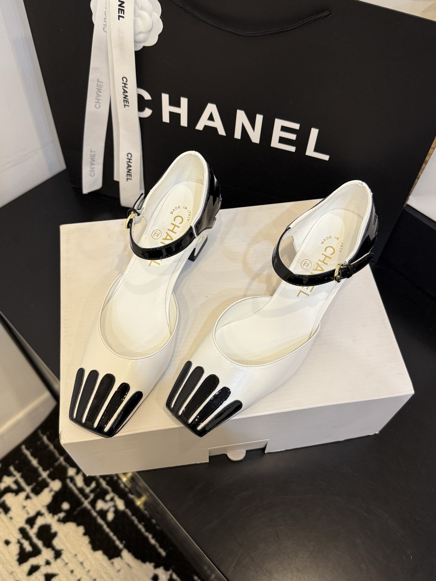 ua Ch**el mary janes