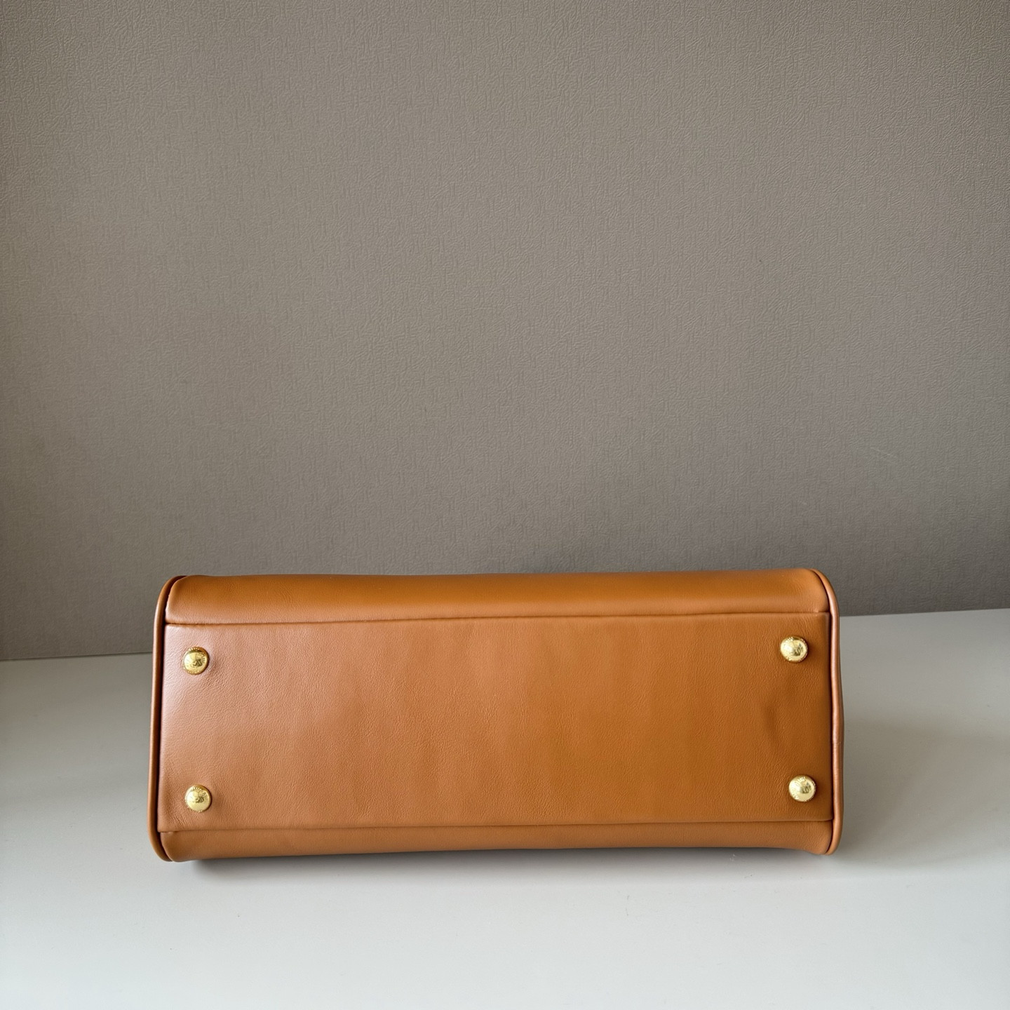 M1v M1v medium beau leather bag 13x30x13.5cm