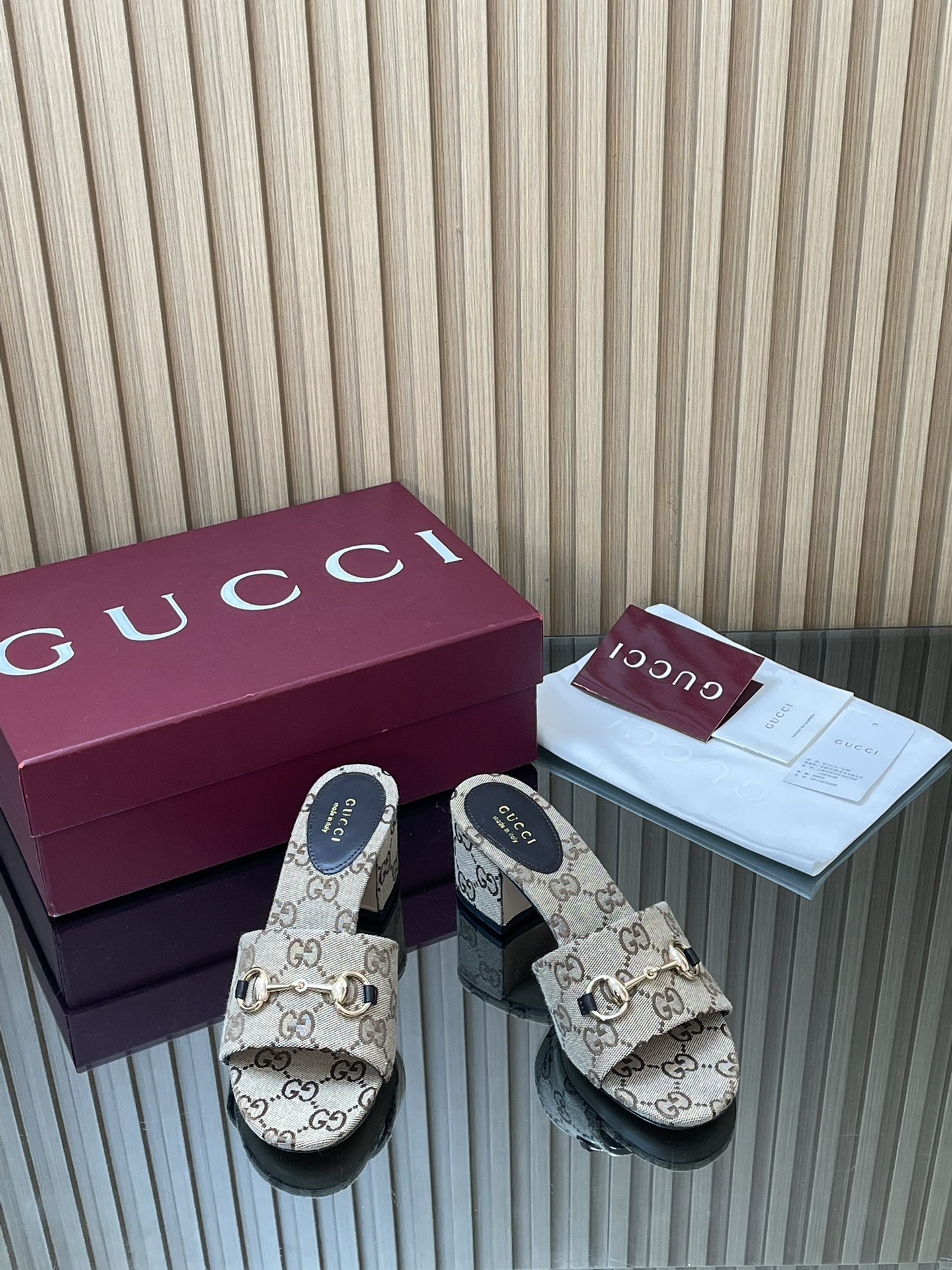 ua Gvc*1 slide sandal with horsebit 5.5cm heel