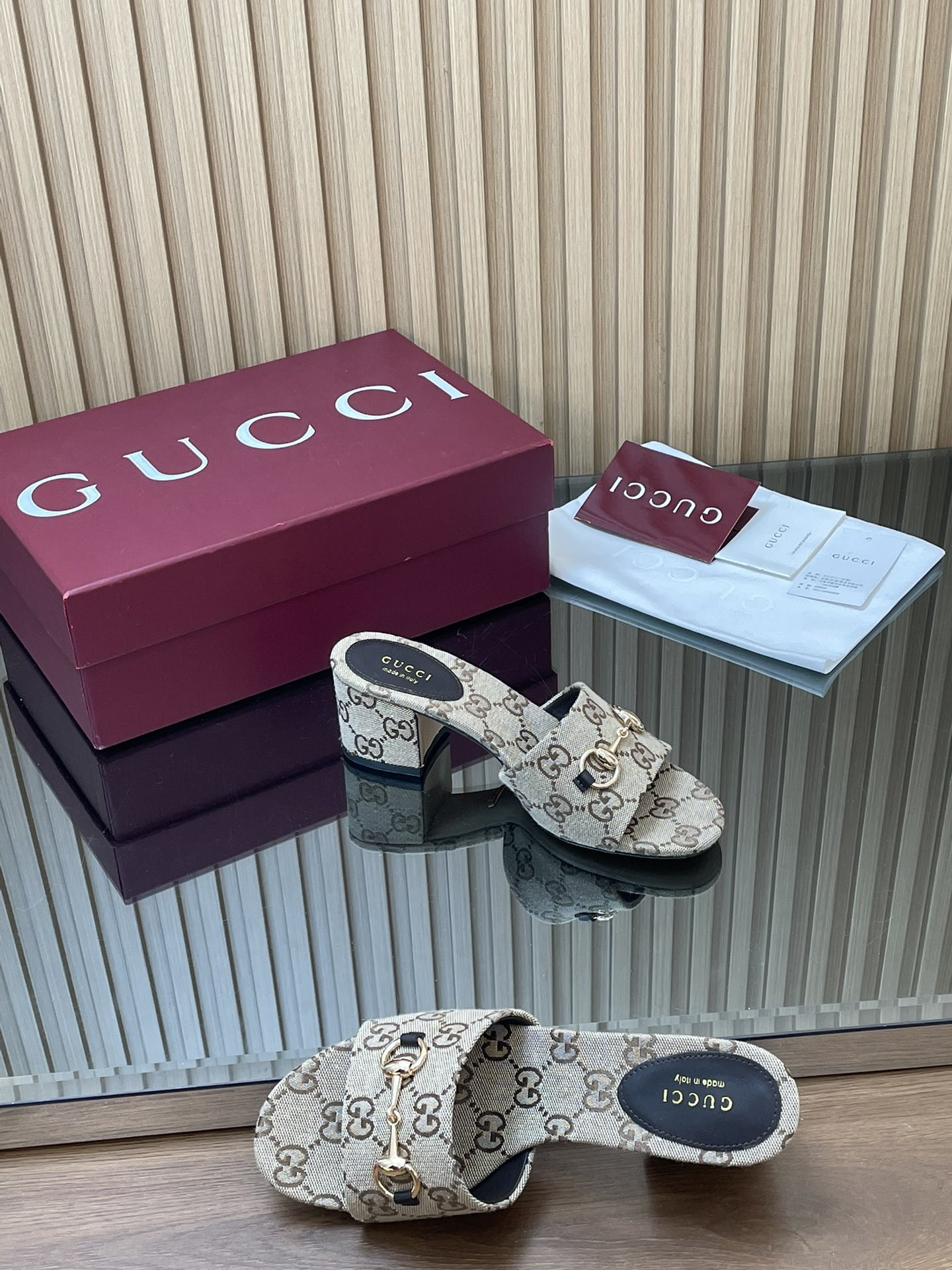 ua Gvc*1 slide sandal with horsebit 5.5cm heel